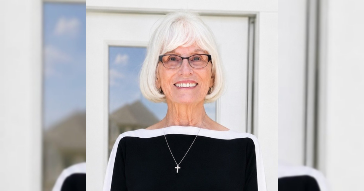 Elizabeth Ashdown Menezes - Money & King